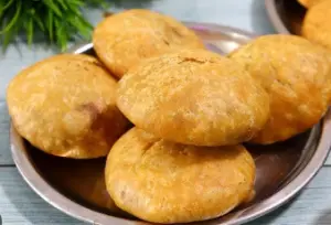 suji ki kachoori